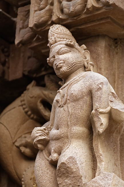 Khajuraho-Varmara temple-011